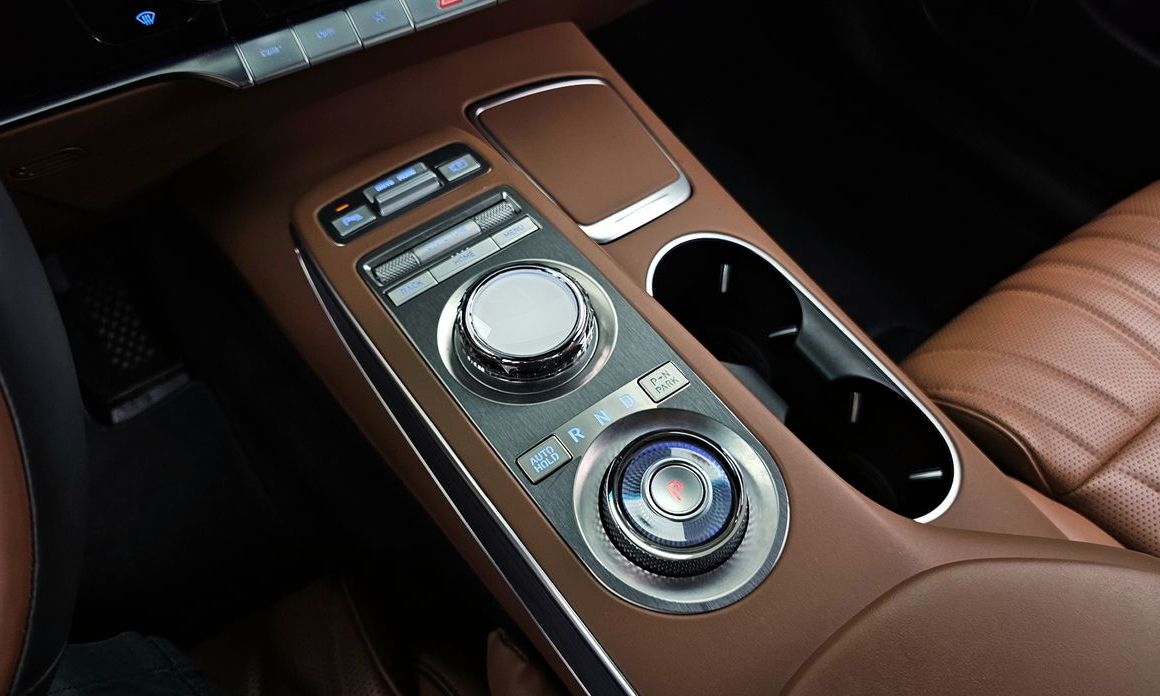Genesis GV70 2023