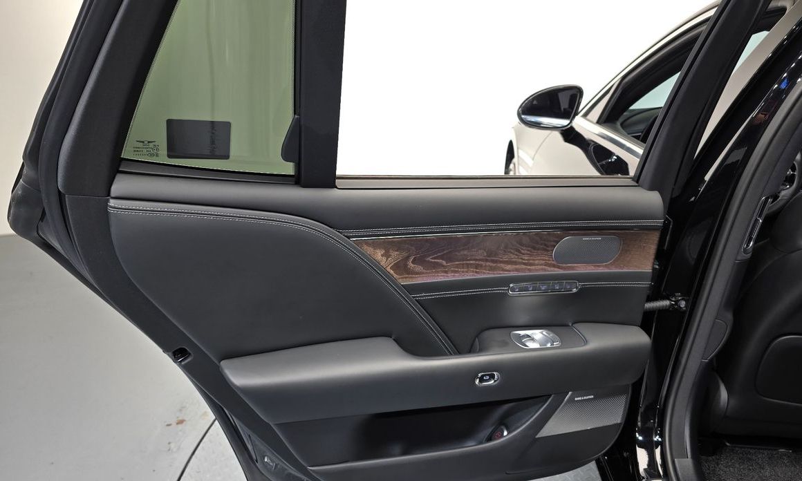 Genesis G90 2024