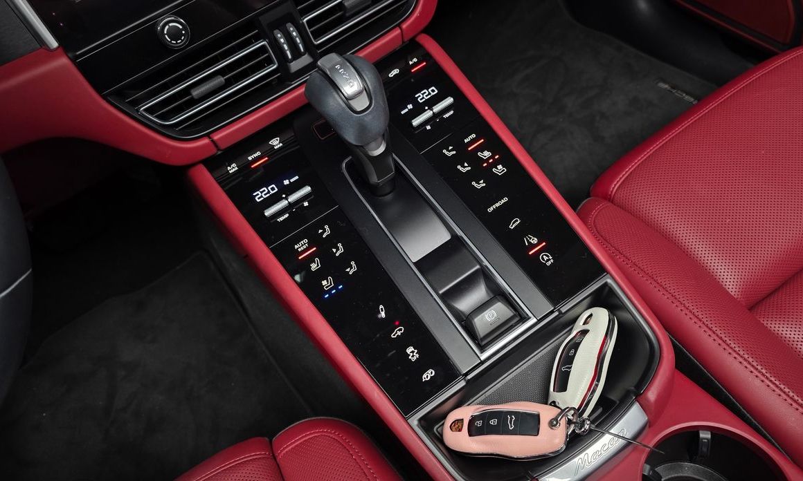 Porsche Macan 2023