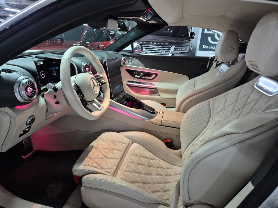 Mercedes-Benz SL-Class 2025