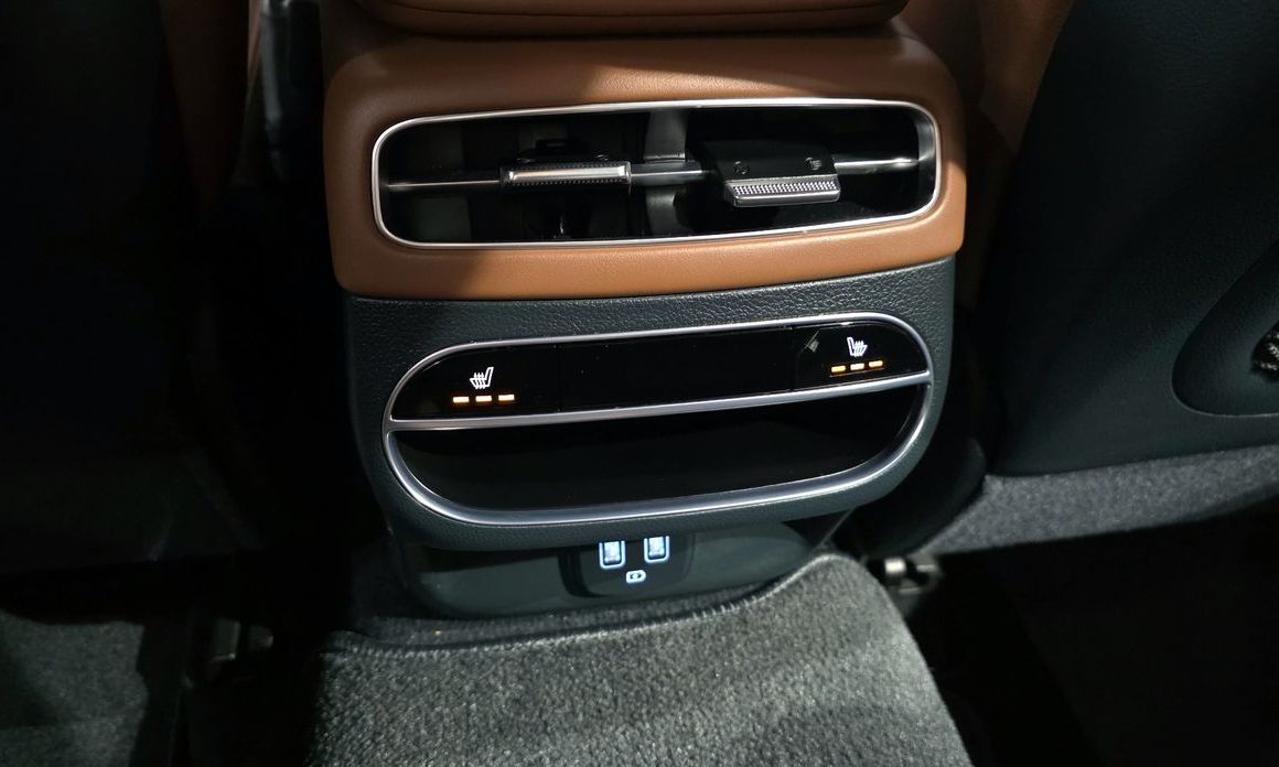 Genesis GV70 2023