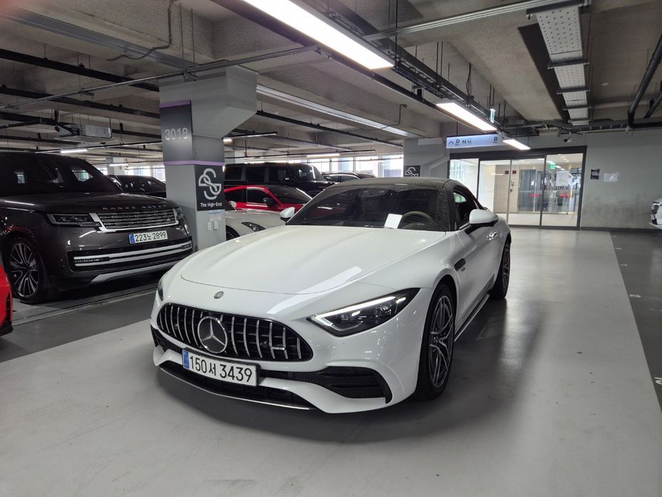 Mercedes-Benz SL-Class 2025