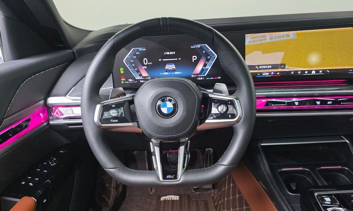 BMW 7-Series 2024