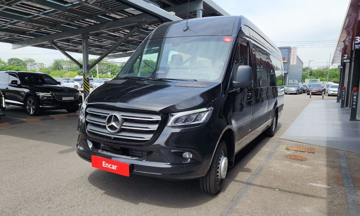 Mercedes-Benz Sprinter 2025