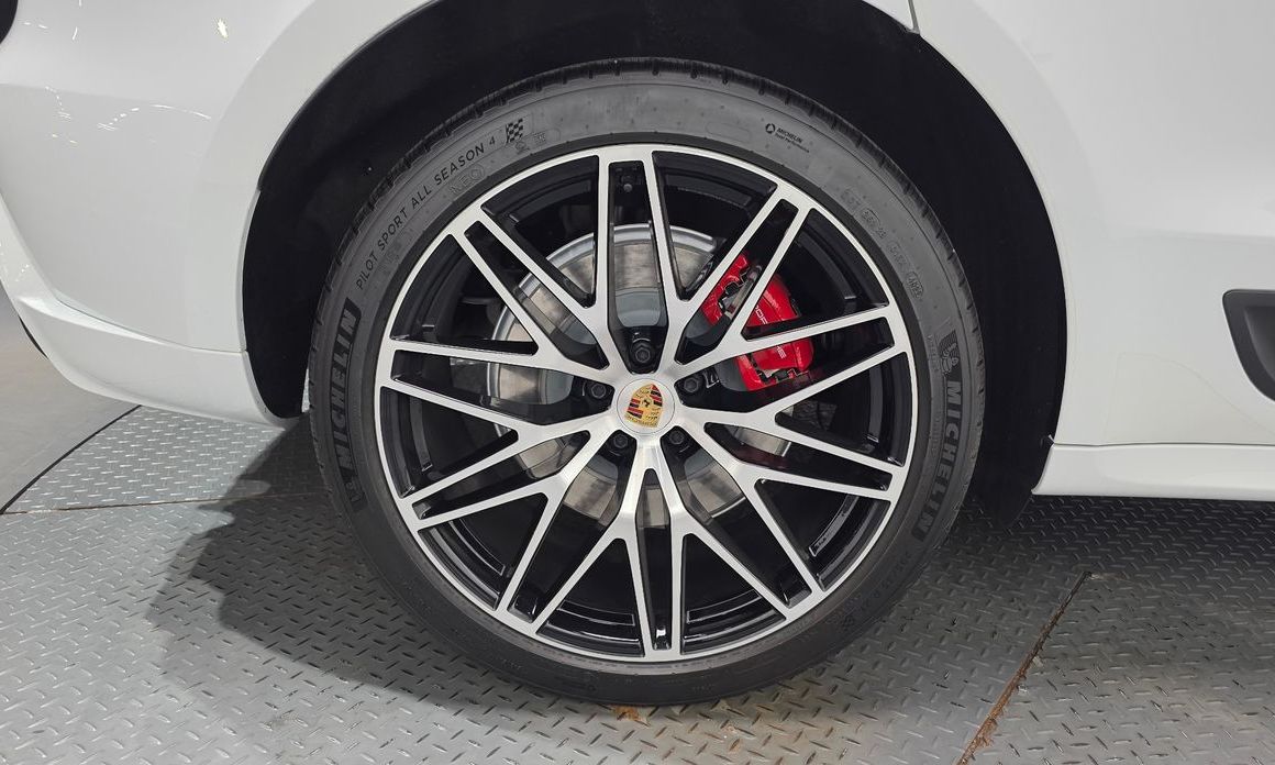 Porsche Macan 2023