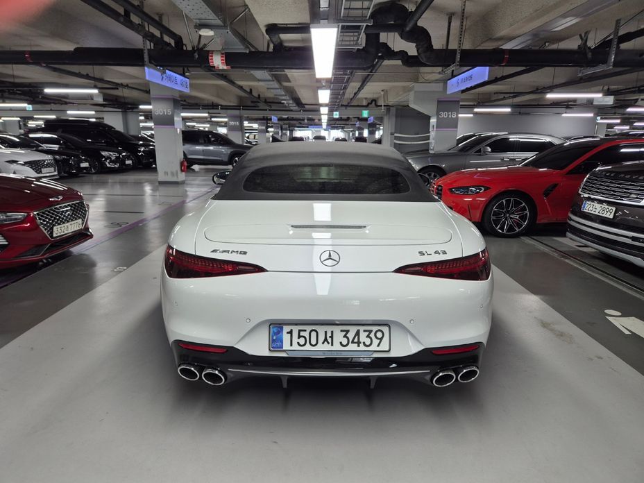 Mercedes-Benz SL-Class 2025