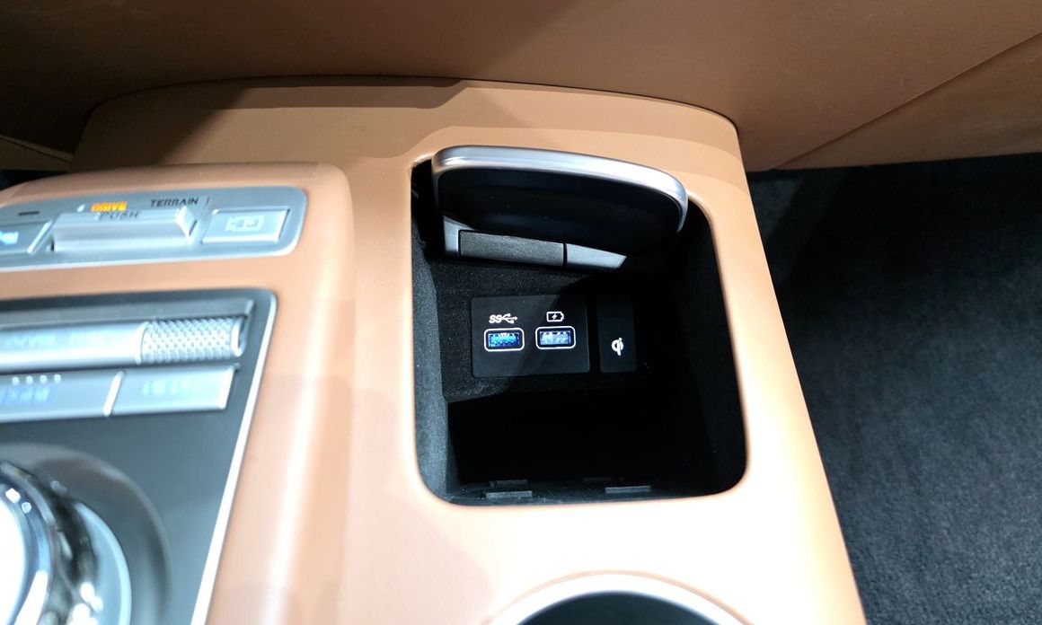 Genesis GV70 2023