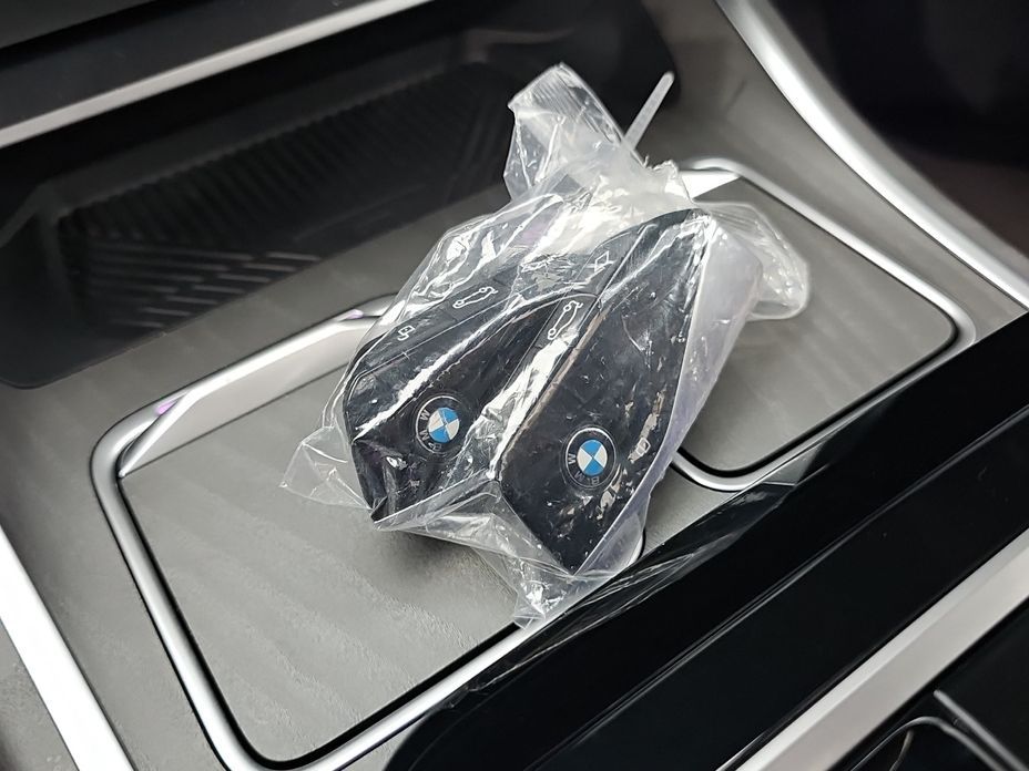 BMW 7-Series 2023