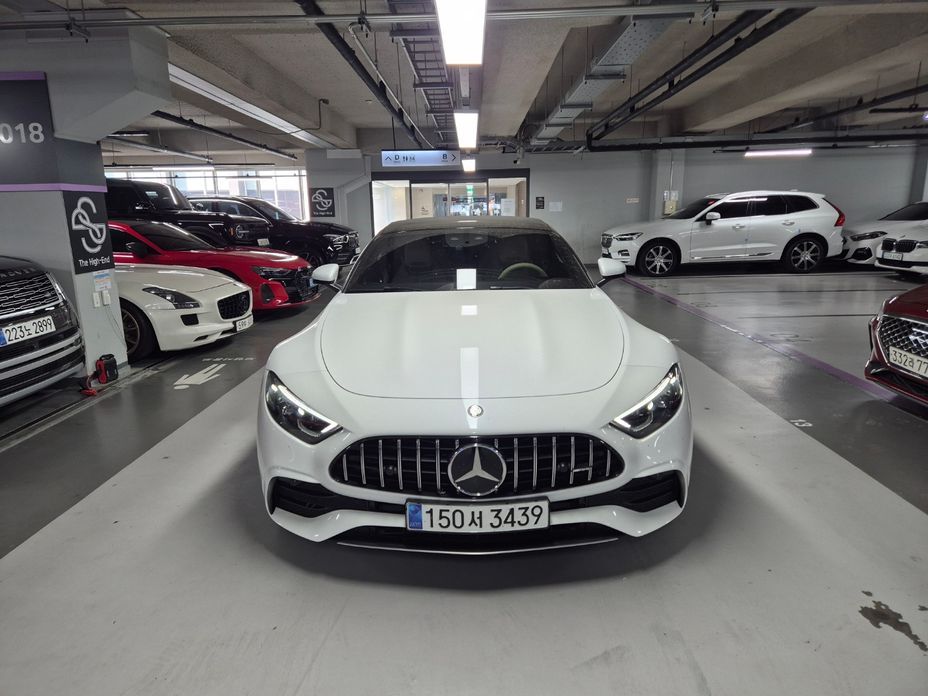 Mercedes-Benz SL-Class 2025