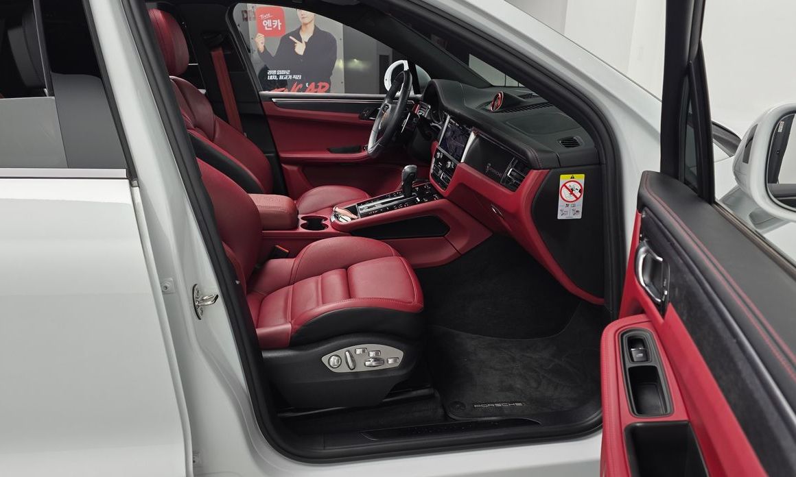 Porsche Macan 2023