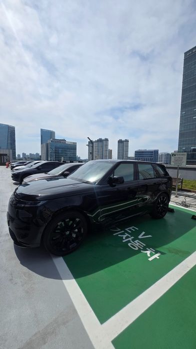 Land Rover Range Rover Sport 2025