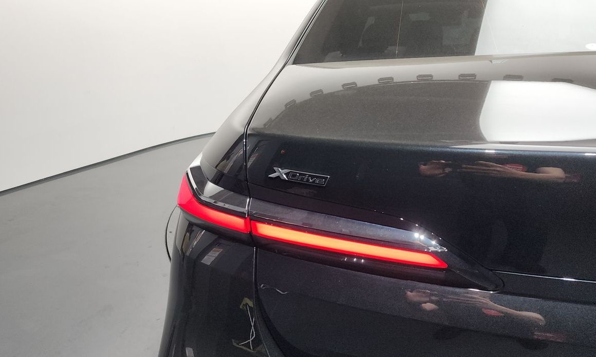 BMW 7-Series 2025