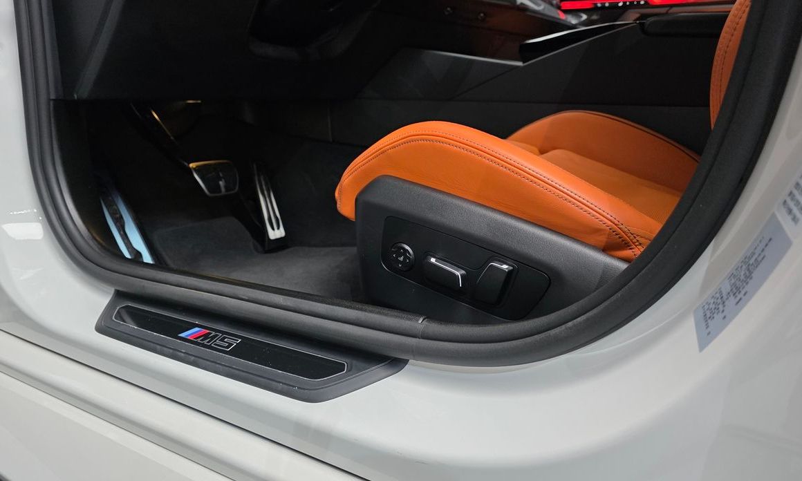 BMW M5 2025