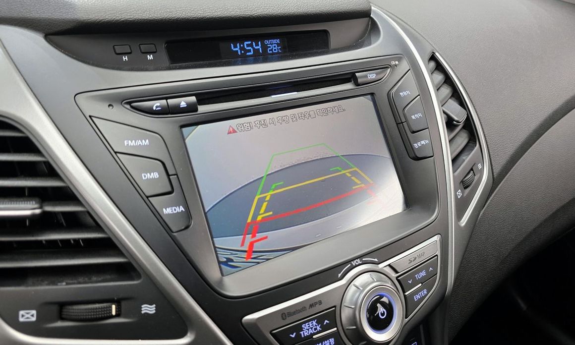 Hyundai AVANTE 2016