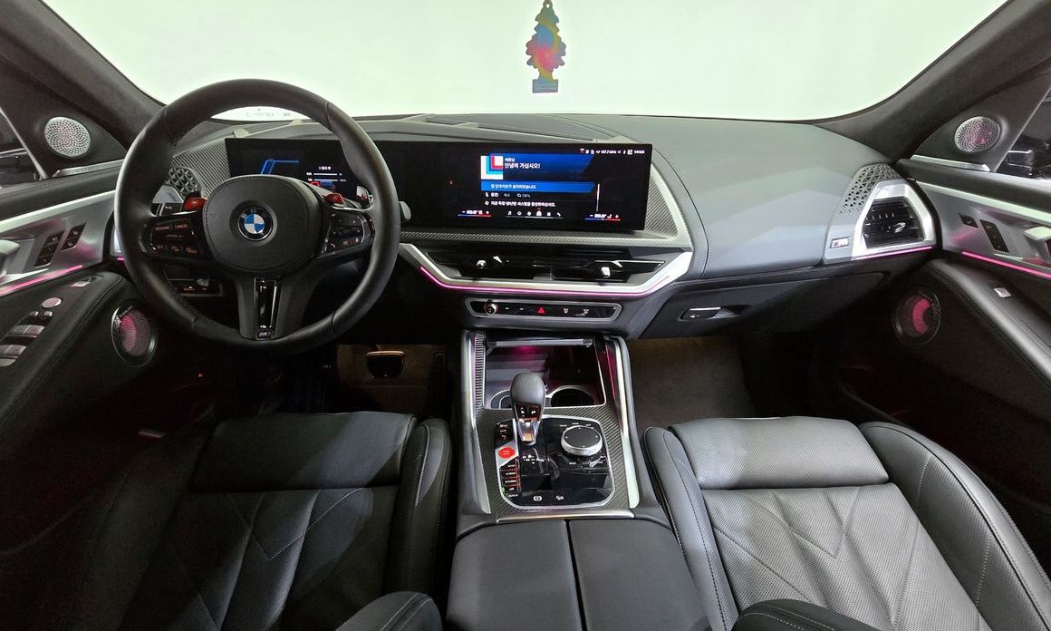 BMW XM 2025