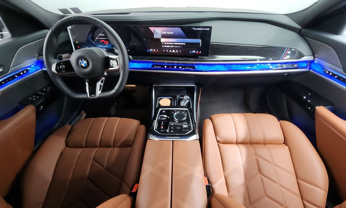 BMW 7-Series 2025