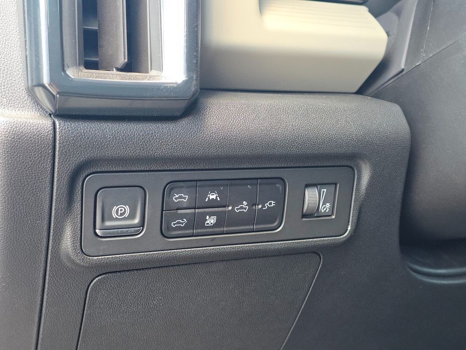 GMC Hummer EV 2026