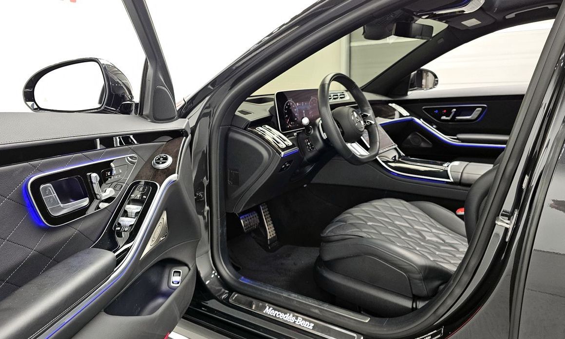 Mercedes-Benz S-Class 2024
