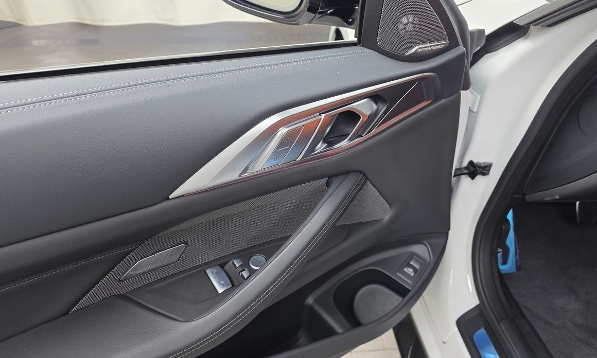 BMW M4 2025