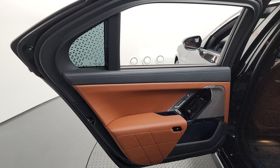 BMW 7-Series 2025