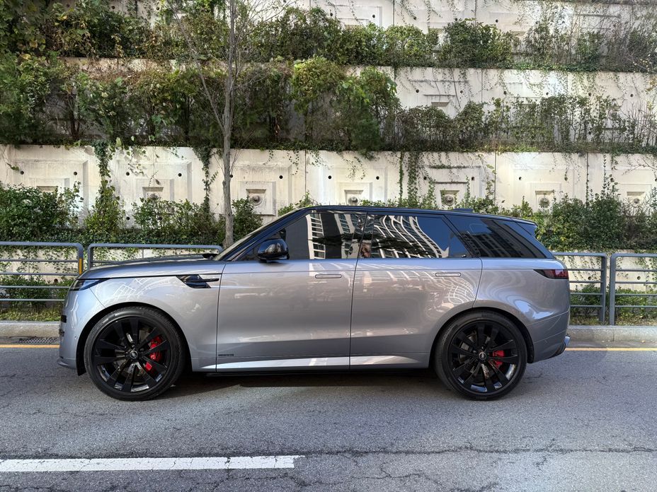 Land Rover Range Rover Sport 2025