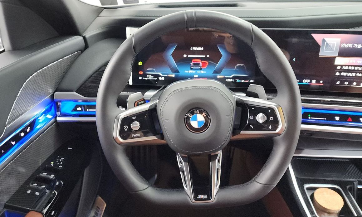 BMW 7-Series 2025