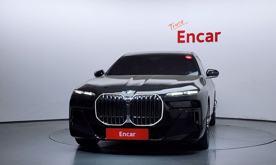 BMW 7-Series 2025