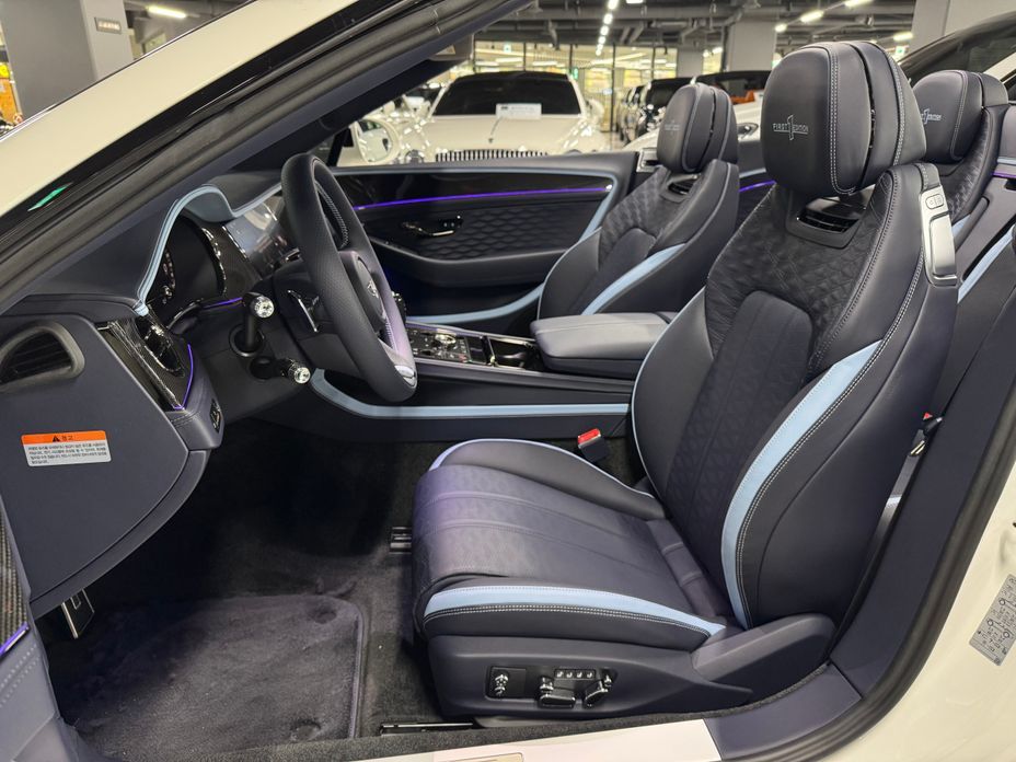 Bentley Continental 2025