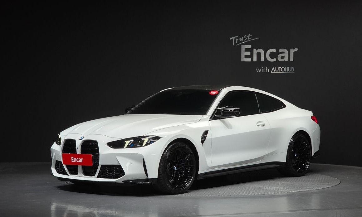 BMW M4 2025