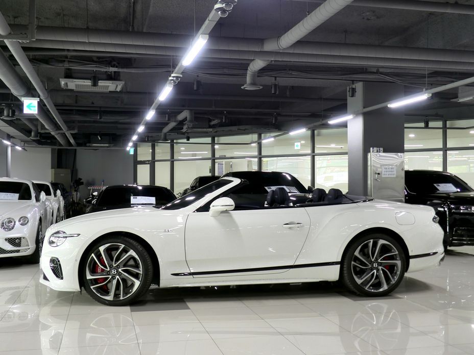Bentley Continental 2025
