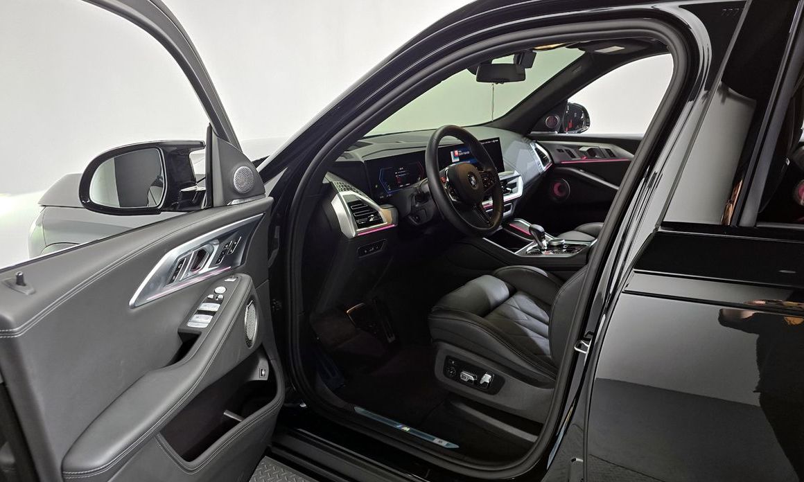 BMW XM 2025