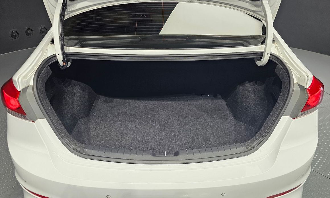 Hyundai AVANTE 2018