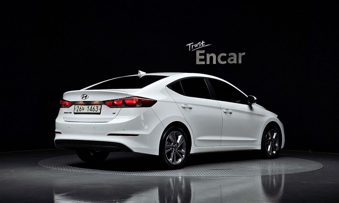 Hyundai AVANTE 2018
