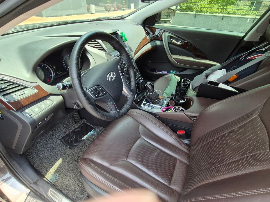 Hyundai Grandeur 2016