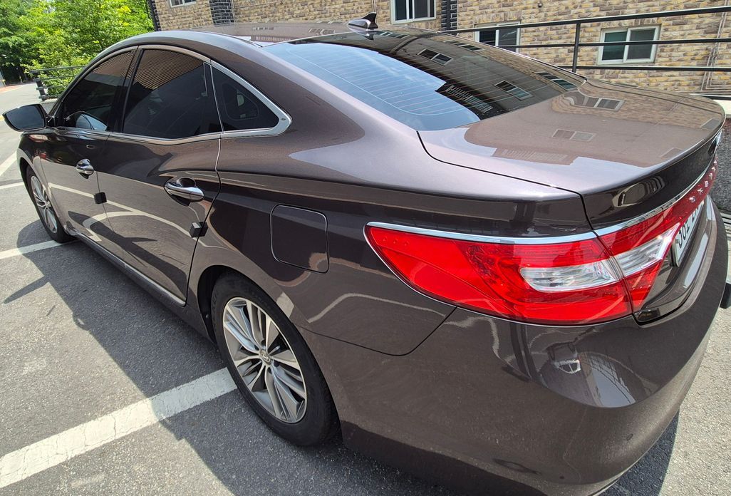 Hyundai Grandeur 2016