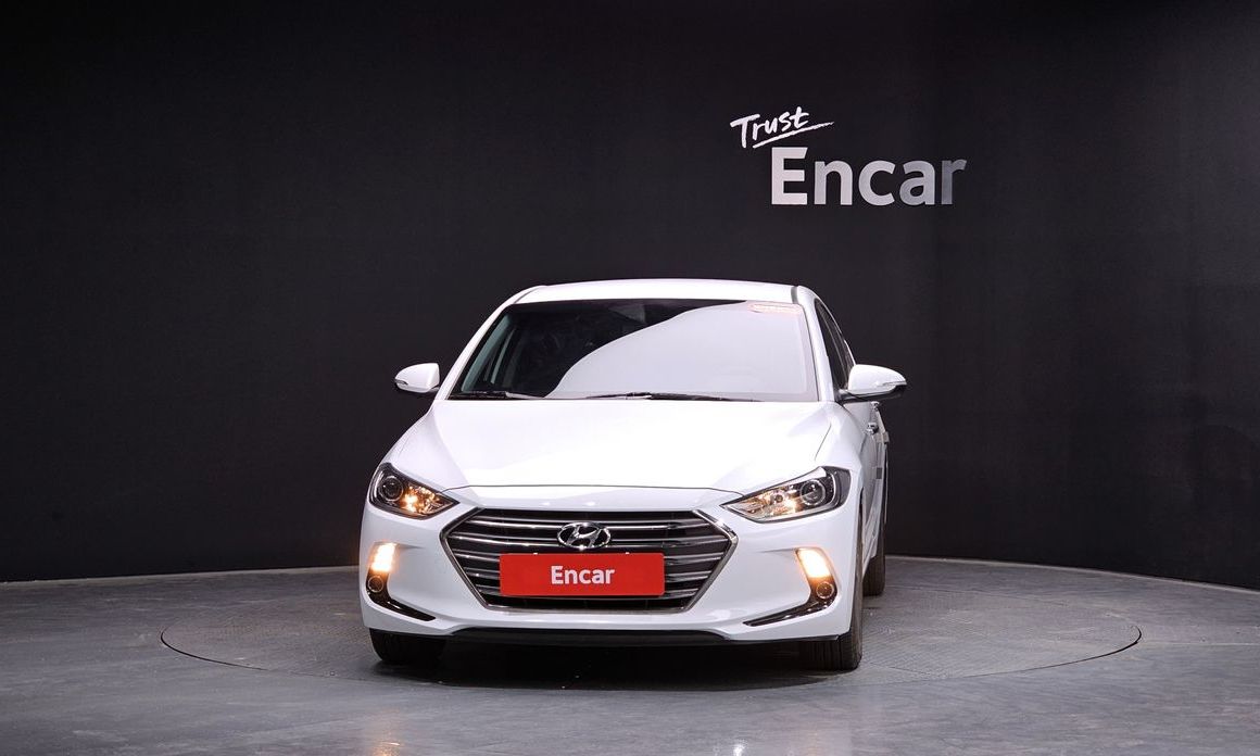 Hyundai AVANTE 2017