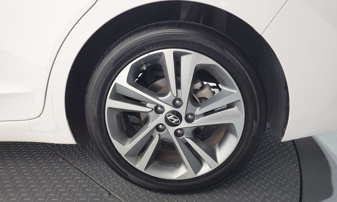 Hyundai AVANTE 2018