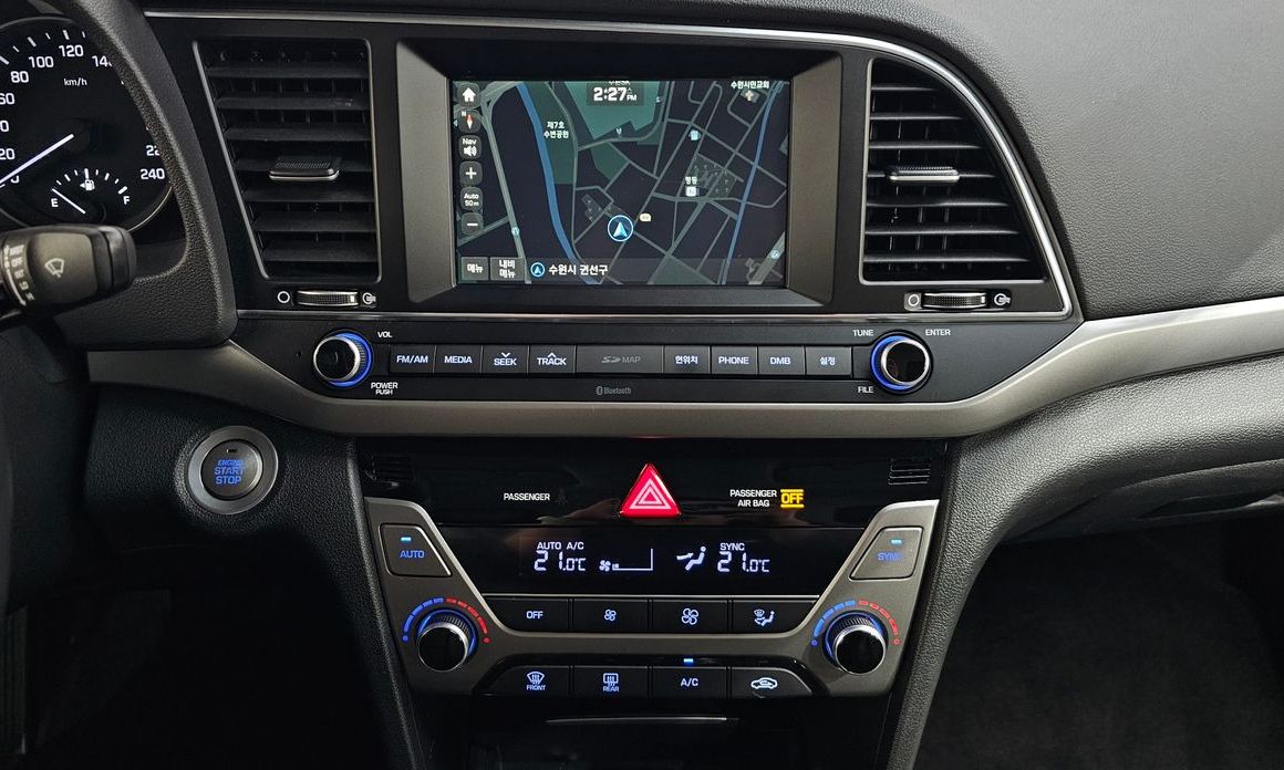 Hyundai AVANTE 2017