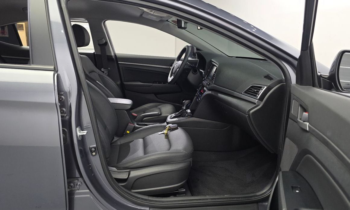 Hyundai AVANTE 2018