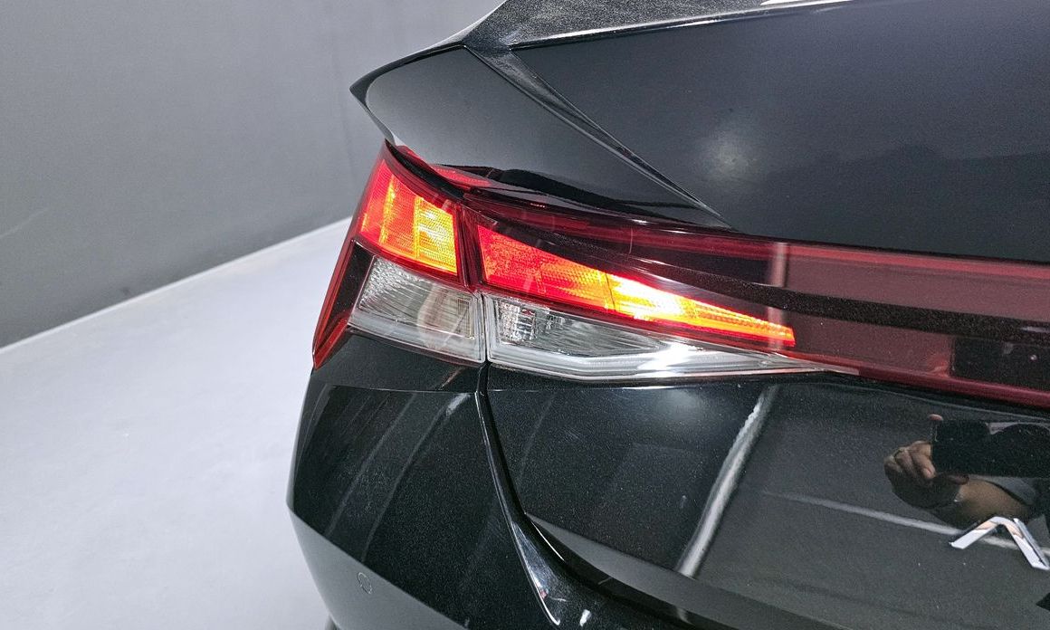Hyundai AVANTE 2021