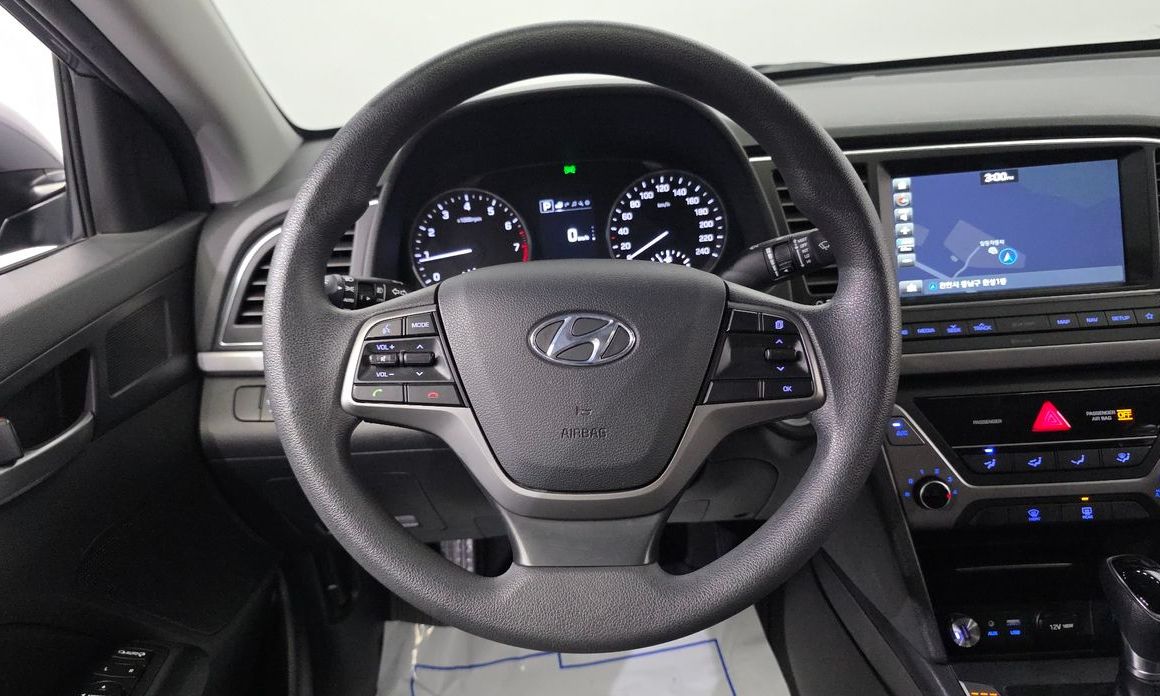Hyundai AVANTE 2018