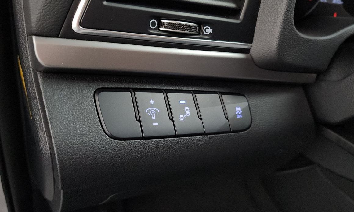 Hyundai AVANTE 2018