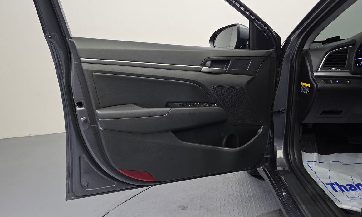 Hyundai AVANTE 2018