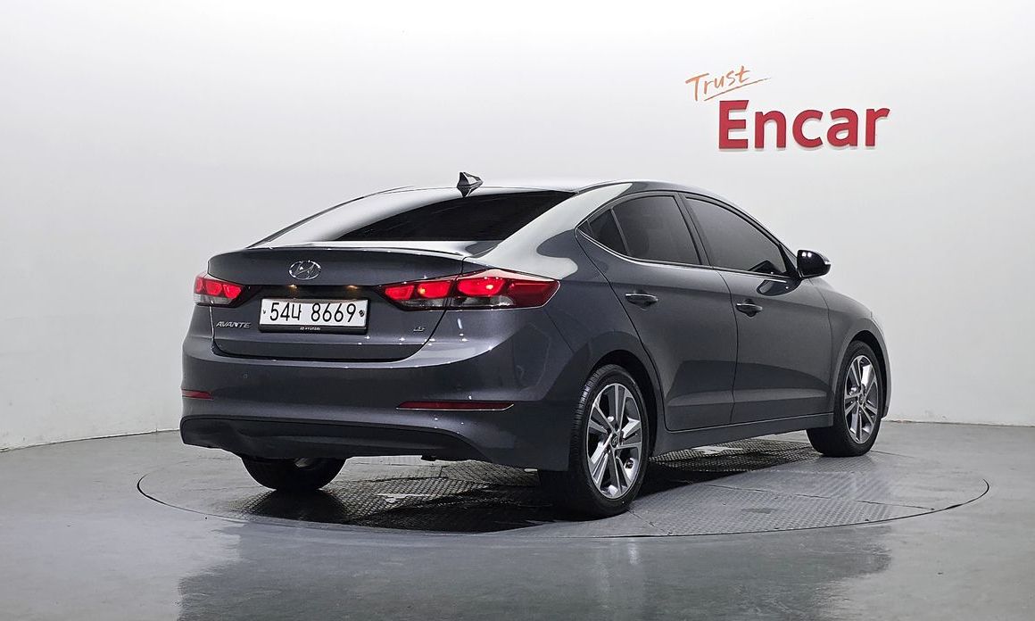 Hyundai AVANTE 2018