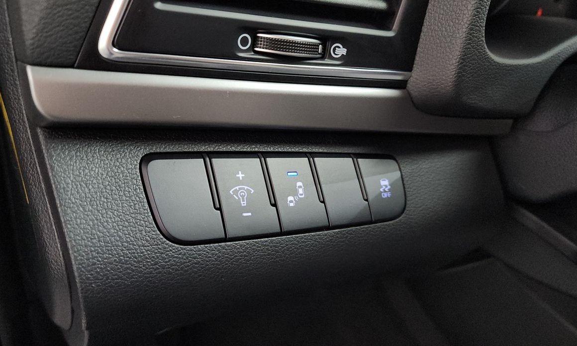 Hyundai AVANTE 2018