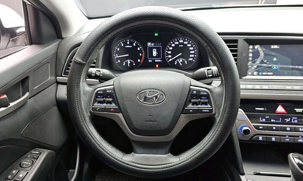 Hyundai AVANTE 2017