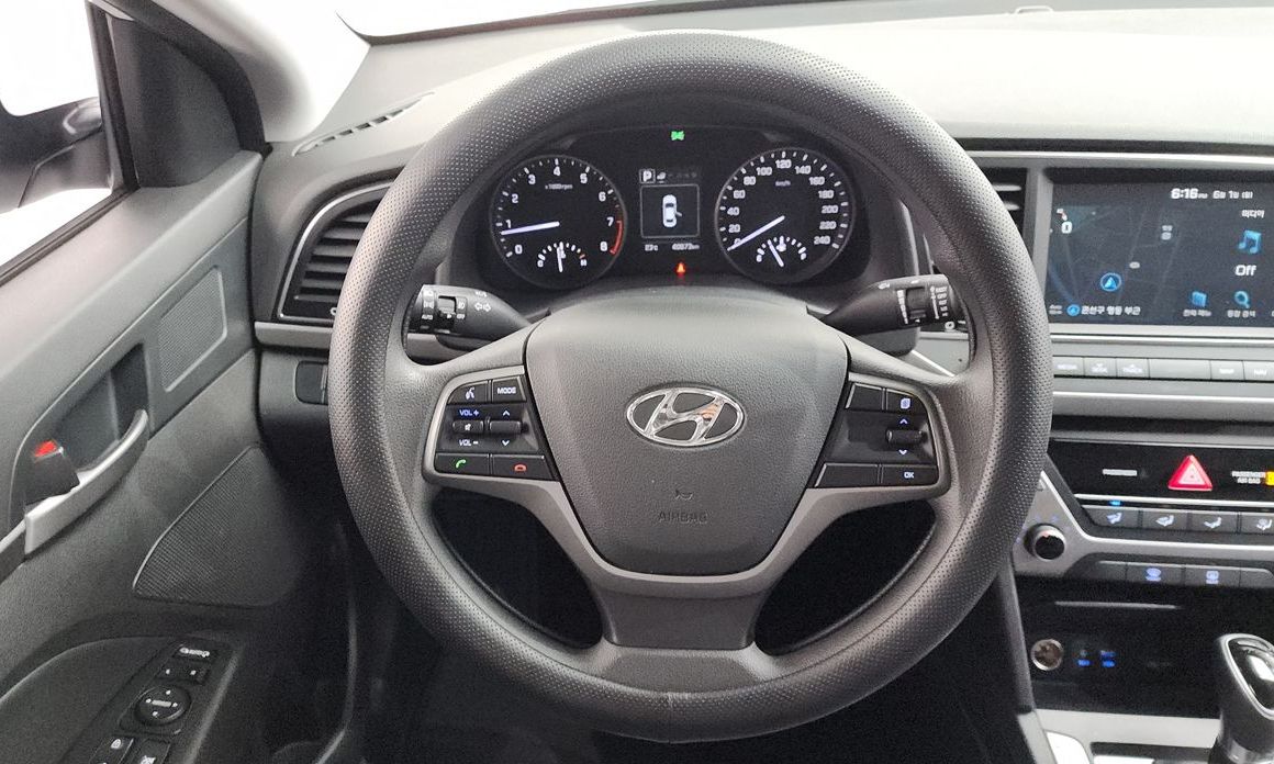Hyundai AVANTE 2018