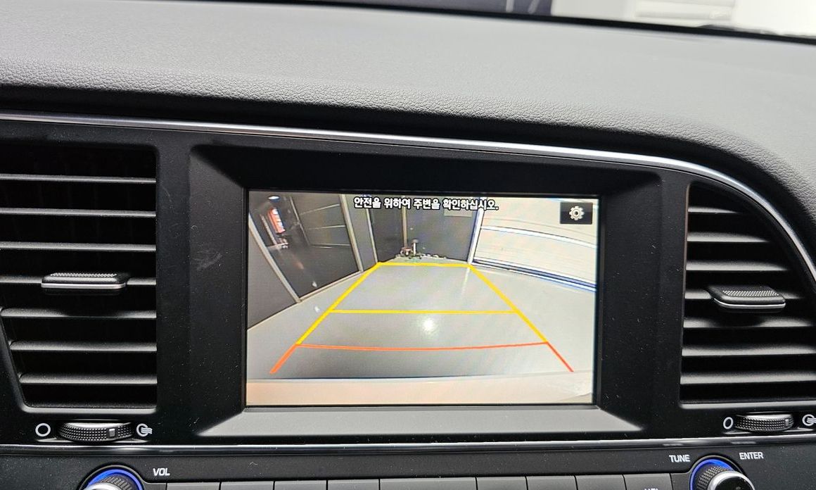 Hyundai AVANTE 2017