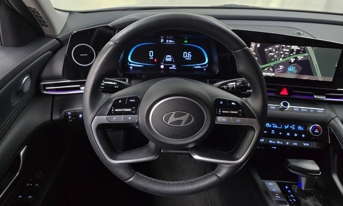 Hyundai AVANTE 2024