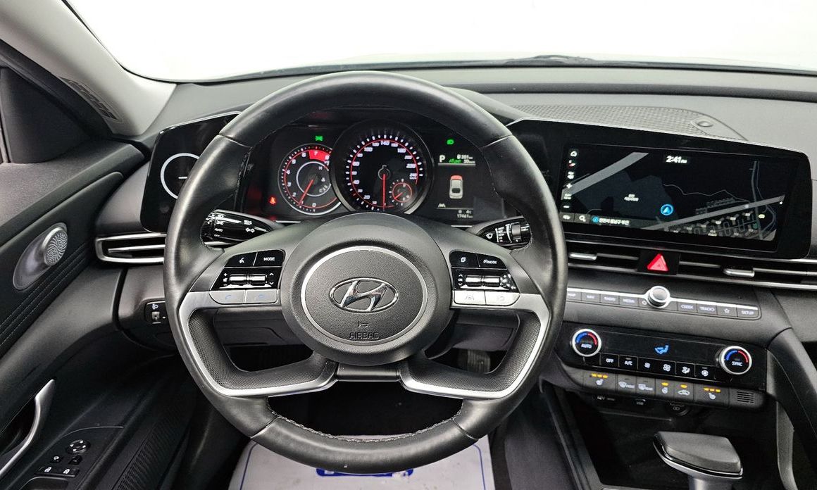 Hyundai AVANTE 2023